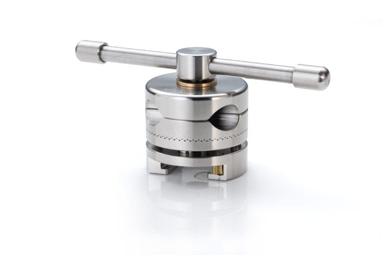 CAT2b-002-UKRotaryClamp